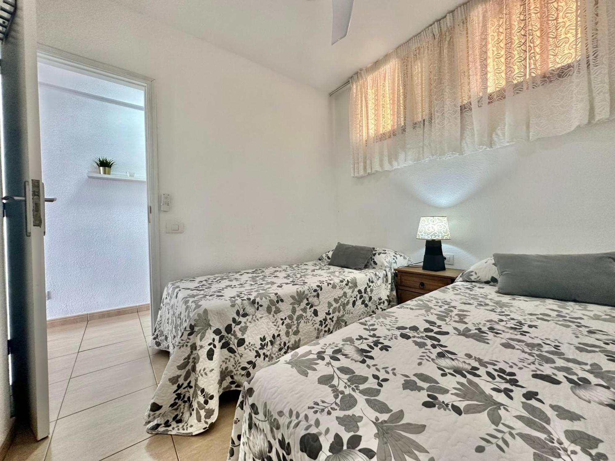 Sunbeach Apartment Arona  Eksteriør billede